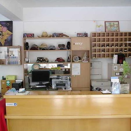 Renos Hotel Apts Polis Екстер'єр фото